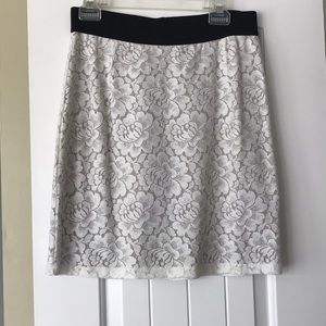 White flowery lace skirt